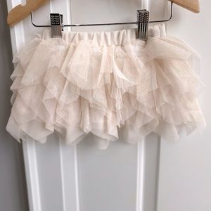 Mayoral tutu- champagne colored w/ soft gold shimmer throughout. Size: 6 months